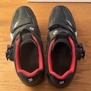 Peloton Cycling Shoes, size 39